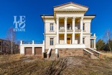 Дом с видом на озеро КП Монолит