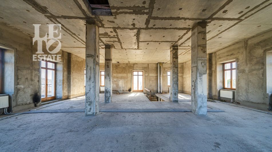 Дом с видом на озеро КП Монолит