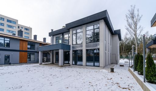 Новый дом у леса в КП Спасатель-1