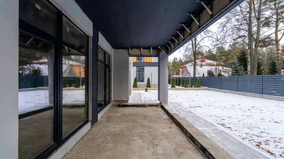 Новый дом у леса в КП Спасатель-1