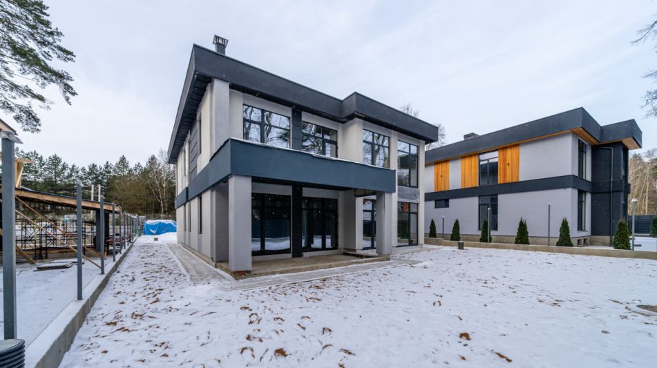 Новый дом у леса в КП Спасатель-1