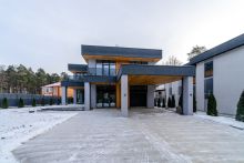 Новый дом около леса 9 км от МКАД