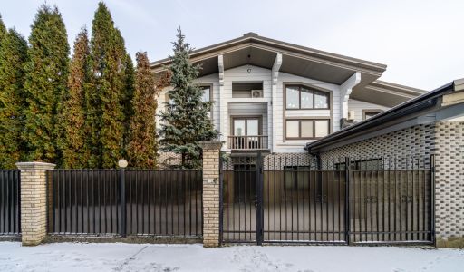 Дом-шале в Николо-Урюпино