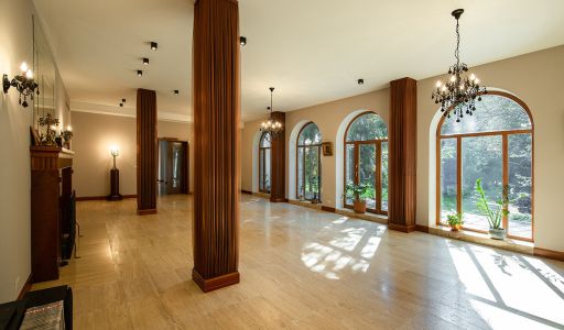 Усадьба в поселке Аксаково