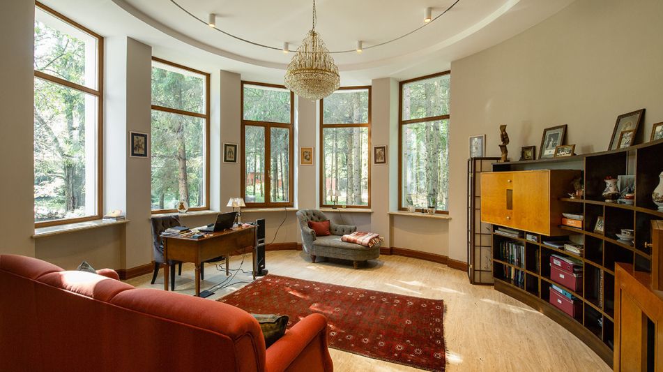 Усадьба в поселке Аксаково