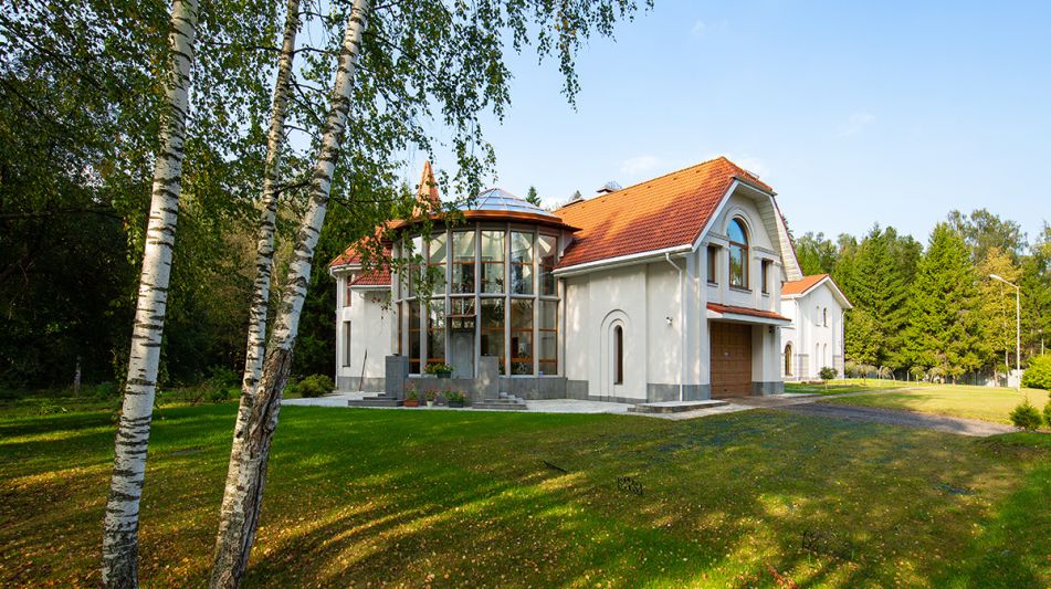 Усадьба в поселке Аксаково