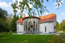 Усадьба в поселке Аксаково