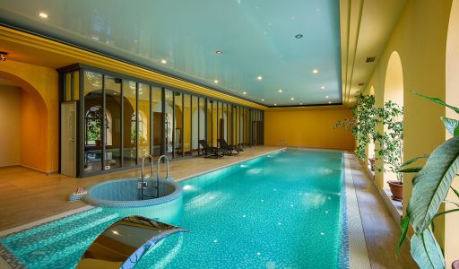 Усадьба в поселке Аксаково