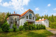 Усадьба в поселке Аксаково