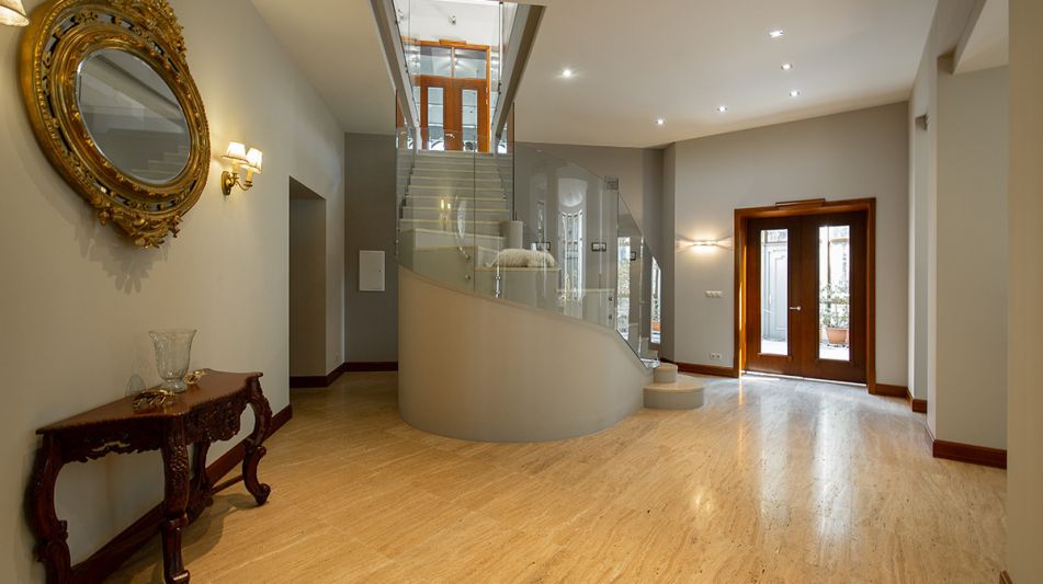 Усадьба в поселке Аксаково