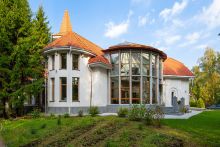 Усадьба в поселке Аксаково