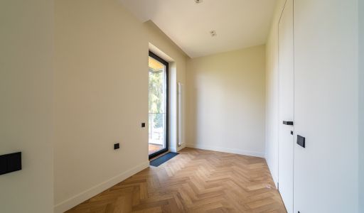 Дом у озера в КП Усадьба