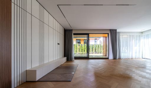 Дом у озера в КП Усадьба