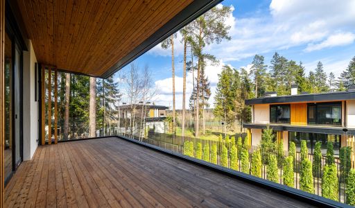 Дом у озера в КП Усадьба