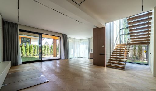 Дом у озера в КП Усадьба