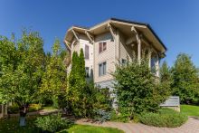 Дом с бассейном в КП Лазурь