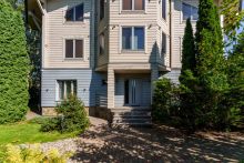 Дом с бассейном в КП Лазурь