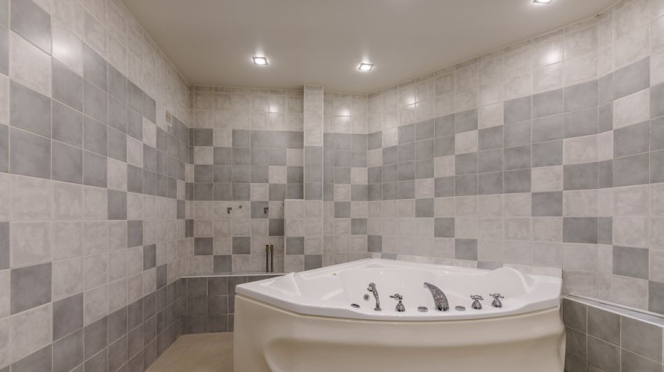 Дом с бассейном в КП Лазурь