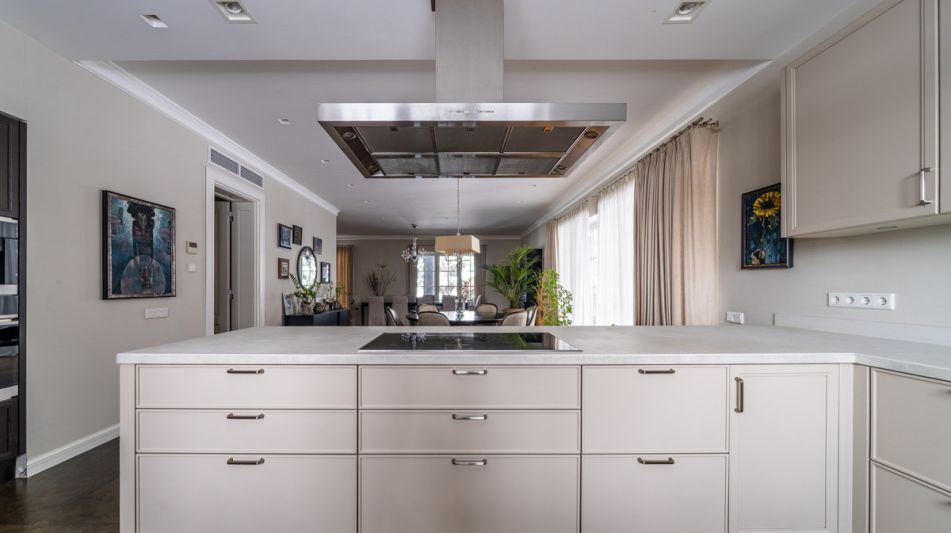 Дом с видом на озеро в КП Пестово