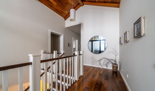 Дом с видом на озеро в КП Пестово