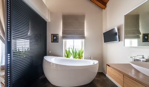 Дом с видом на озеро в КП Пестово