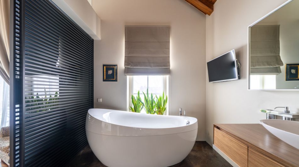 Дом с видом на озеро в КП Пестово