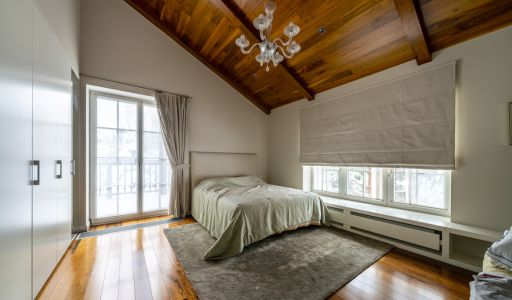 Дом с видом на озеро в КП Пестово