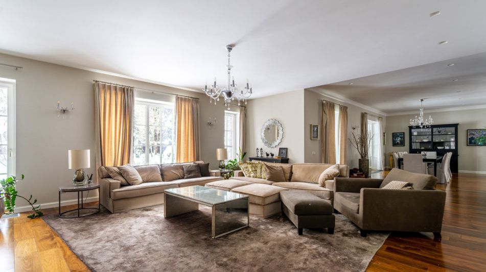 Дом с видом на озеро в КП Пестово