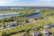 Дом на берегу в КП Аврора