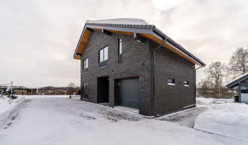 Дом на берегу в КП Аврора