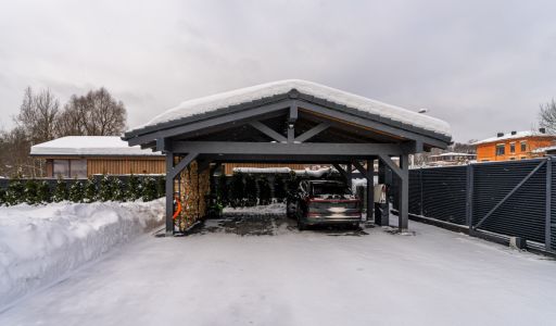 Дом на берегу в КП Аврора