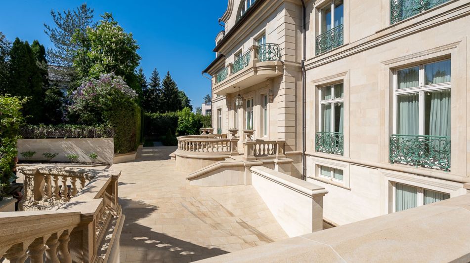 Дом классическом стиле КП ФРМУ