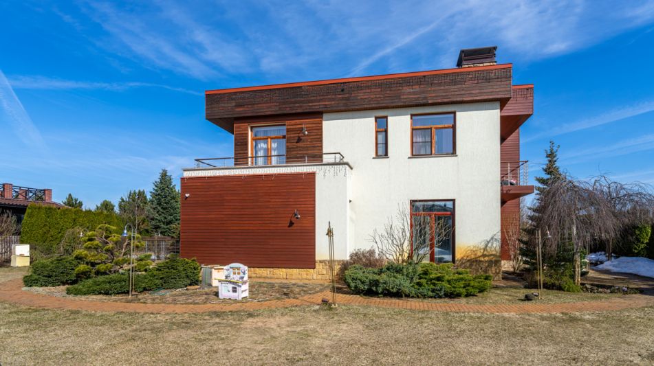 Дом на просторном участке Пестово