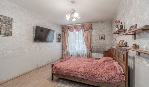 Кирпичный дом в Валентиновке