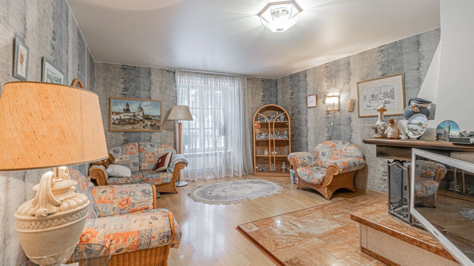 Кирпичный дом в Валентиновке