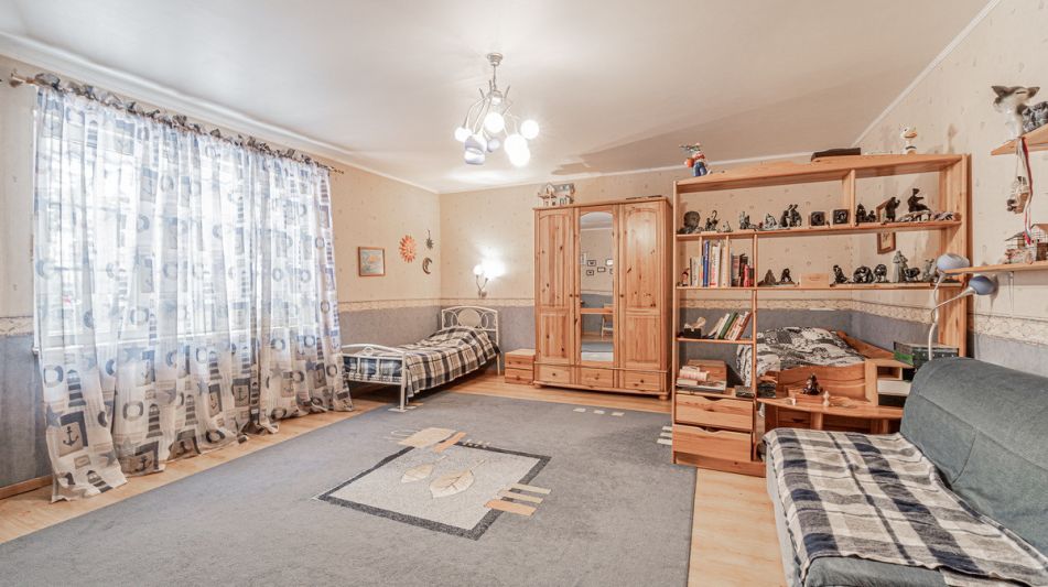 Кирпичный дом в Валентиновке