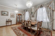 Кирпичный дом в Валентиновке