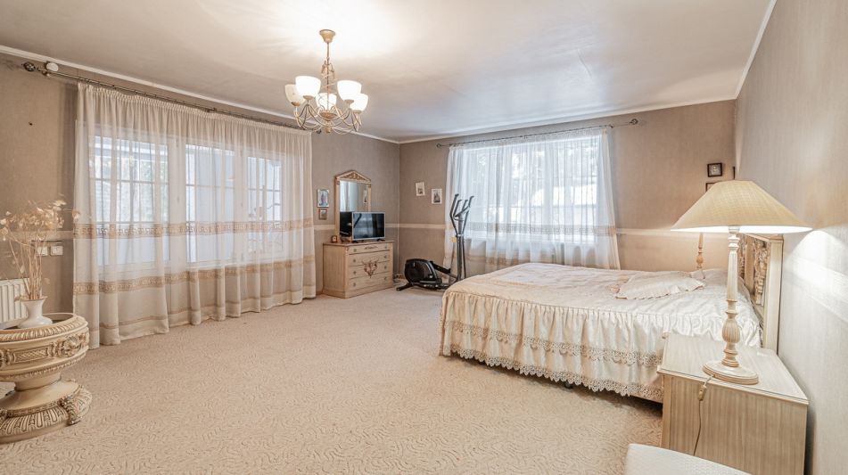 Кирпичный дом в Валентиновке