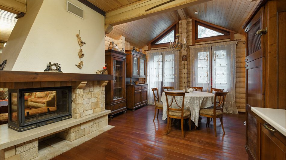 Дом у воды в КП Новое время