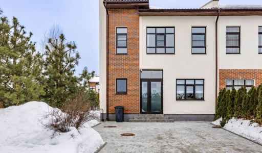 Новый таунхаус в КП Павловы озера