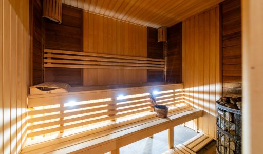 Дом на лесном участке в Бенилюксе