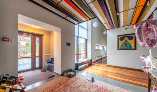 Дом на лесном участке в Бенилюксе