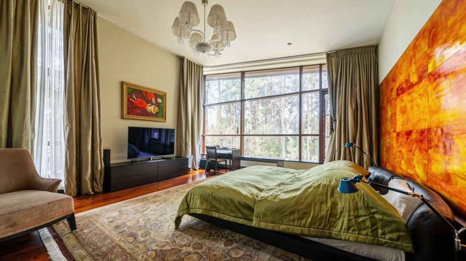 Дом на лесном участке в Бенилюксе