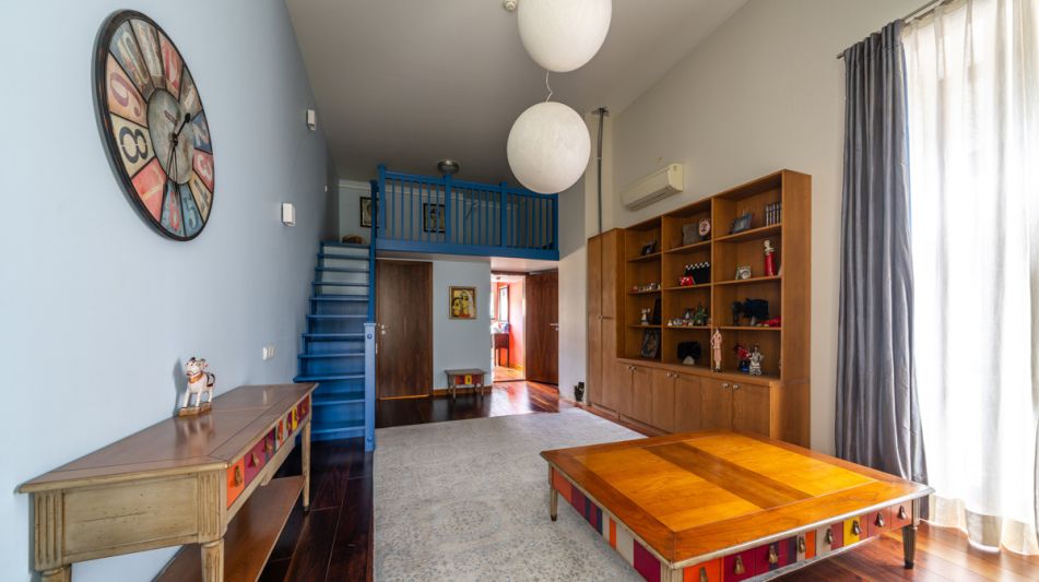 Дом на лесном участке в Бенилюксе