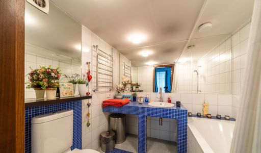 Дом на лесном участке в Бенилюксе