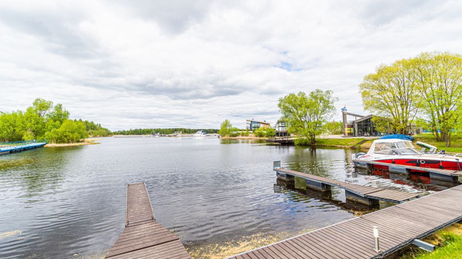 Дом у воды в Конаково Ривер клаб