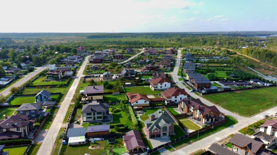 Участок в КП Пестово Лайф