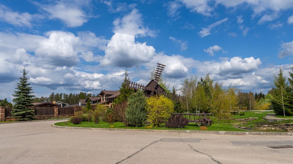 Участок у воды в Руза Фэмили Парк