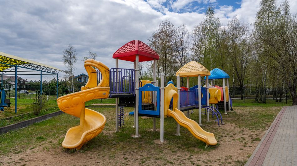 Участок у воды в Руза Фэмили Парк