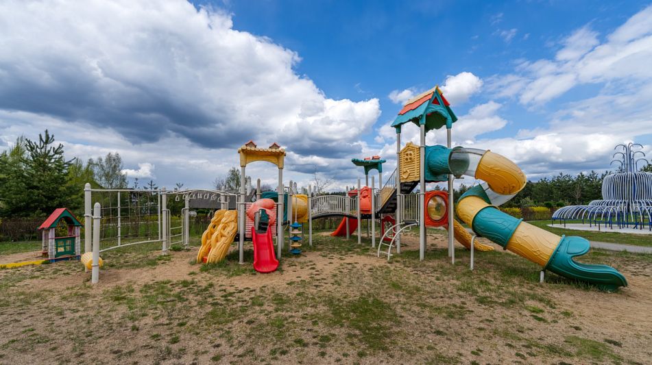 Участок у воды в Руза Фэмили Парк